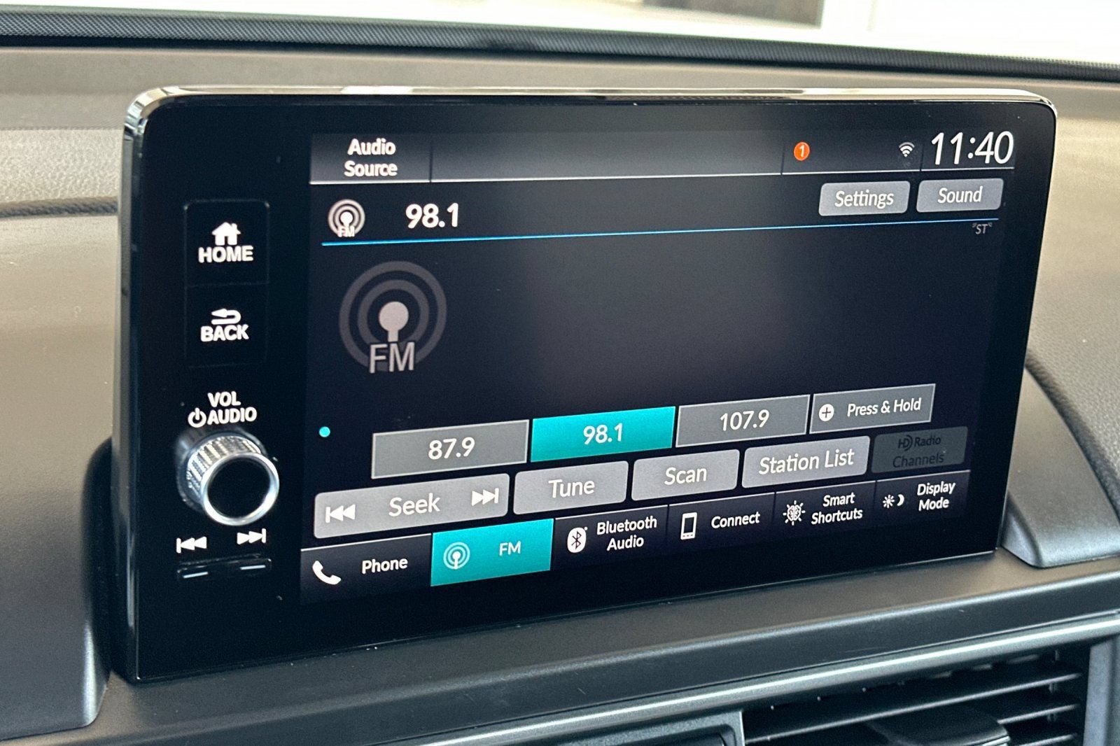 Used 2024 Honda Pilot EX-L image 17