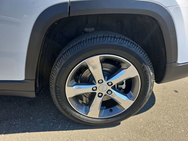 Used 2021 Jeep Grand Cherokee L Limited w/ Luxury Tech Group II image 52