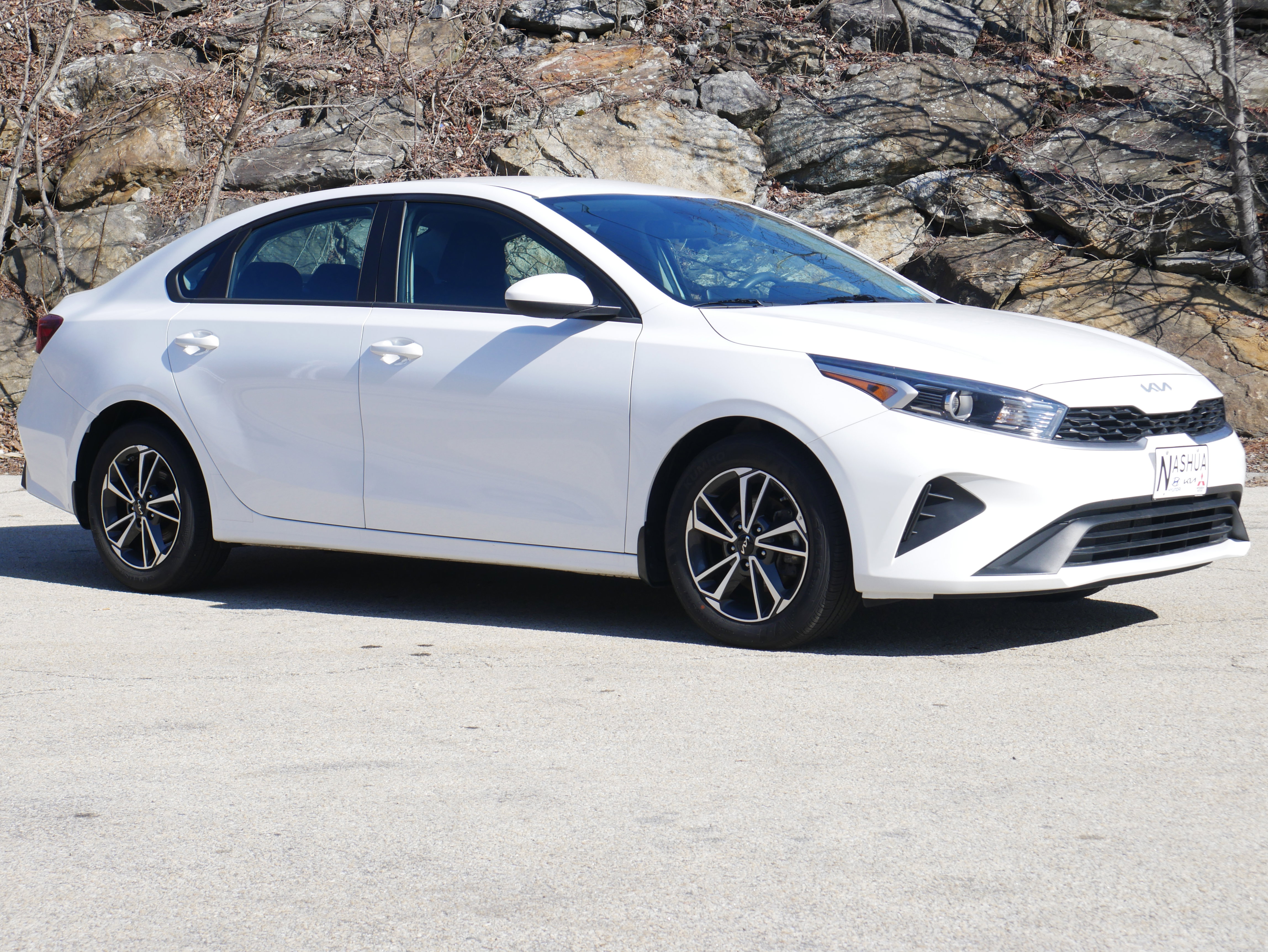 Used 2023 Kia Forte LXS FWD image 9