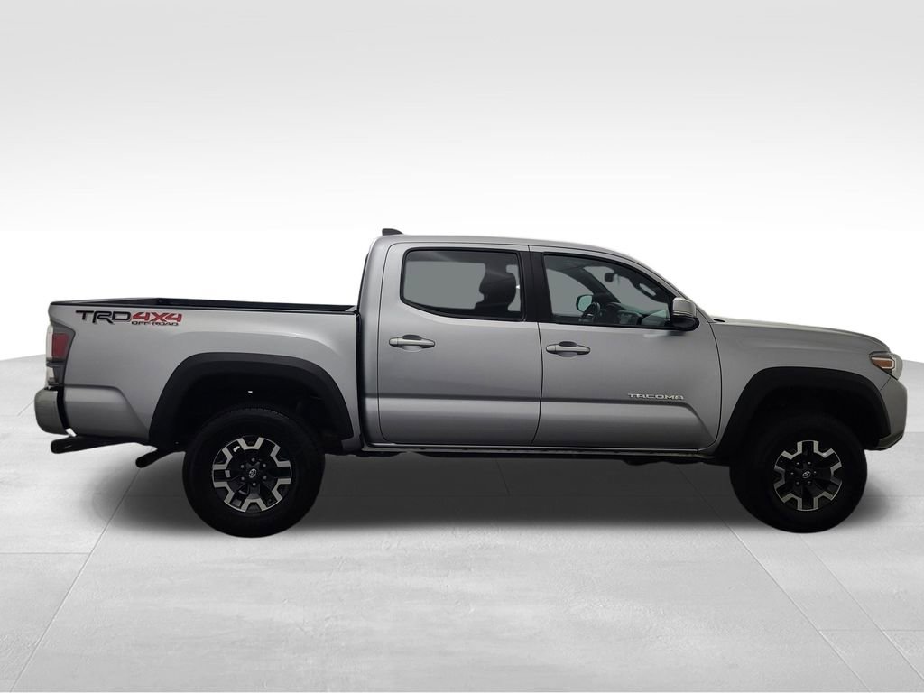 Used 2023 Toyota Tacoma TRD Off-Road image 4