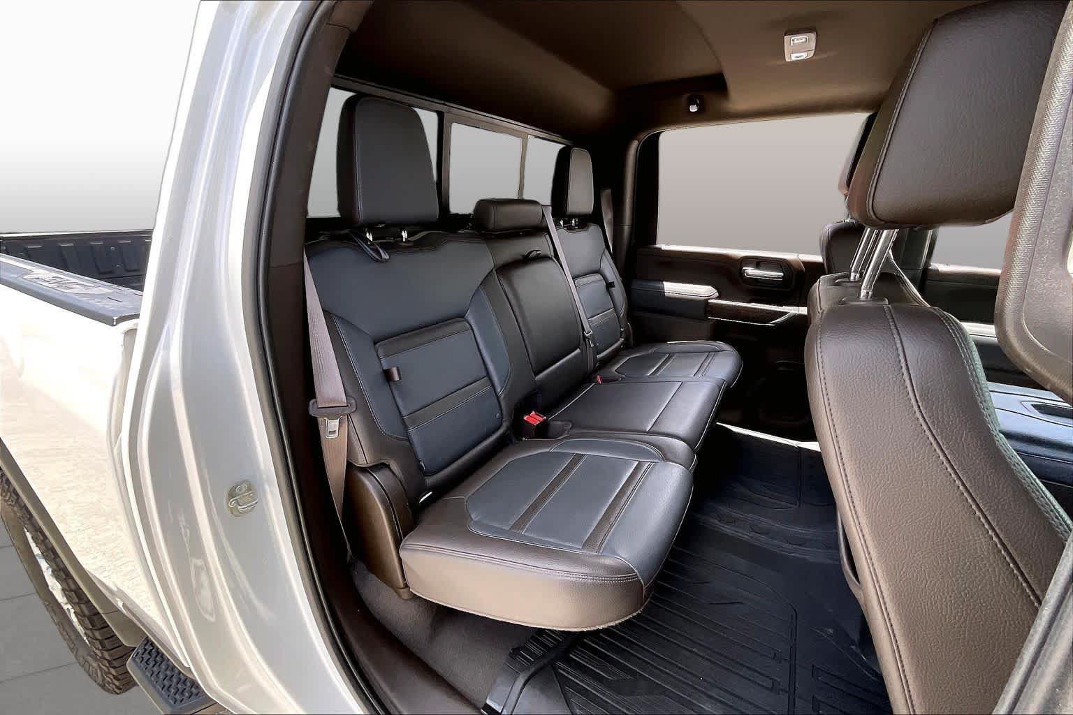 Used 2022 GMC Sierra 2500 Denali w/ Technology Package AWD/4WD image 20