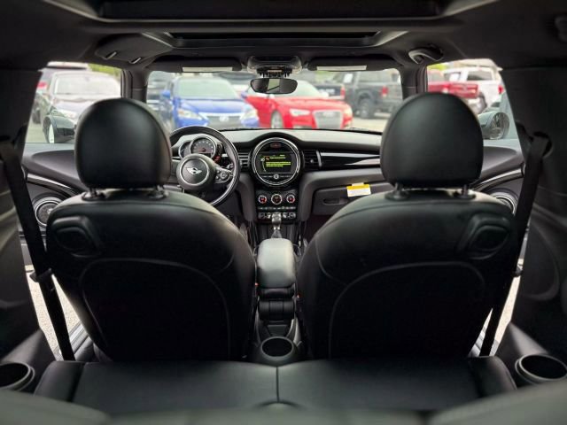 Used 2017 MINI Cooper 2-Door Hardtop image 27