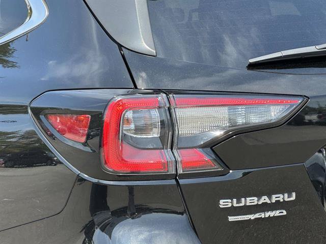 Used 2022 Subaru Outback Touring XT AWD/4WD image 9