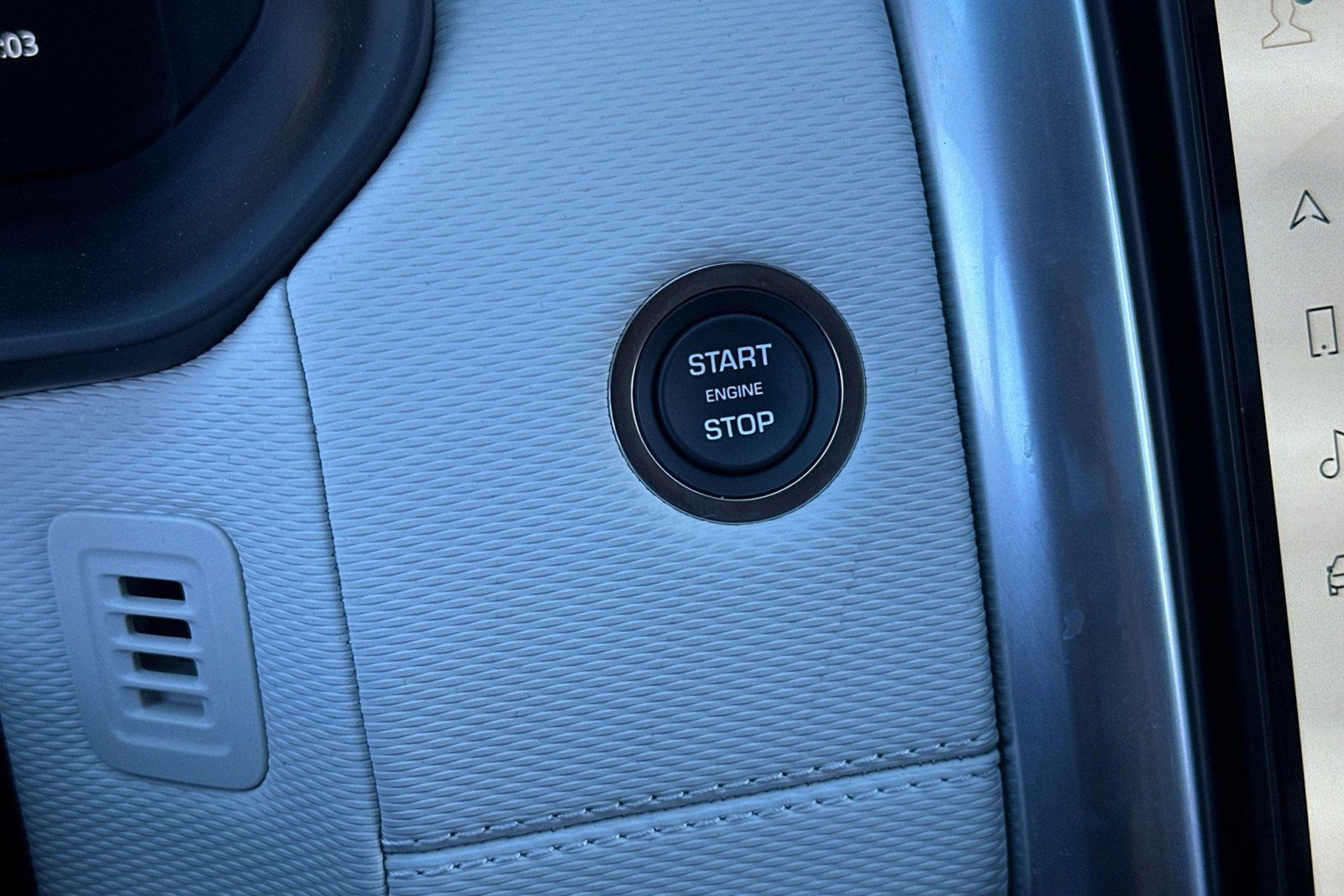 New 2026 Land Rover Discovery Limited Edition AWD/4WD image 29