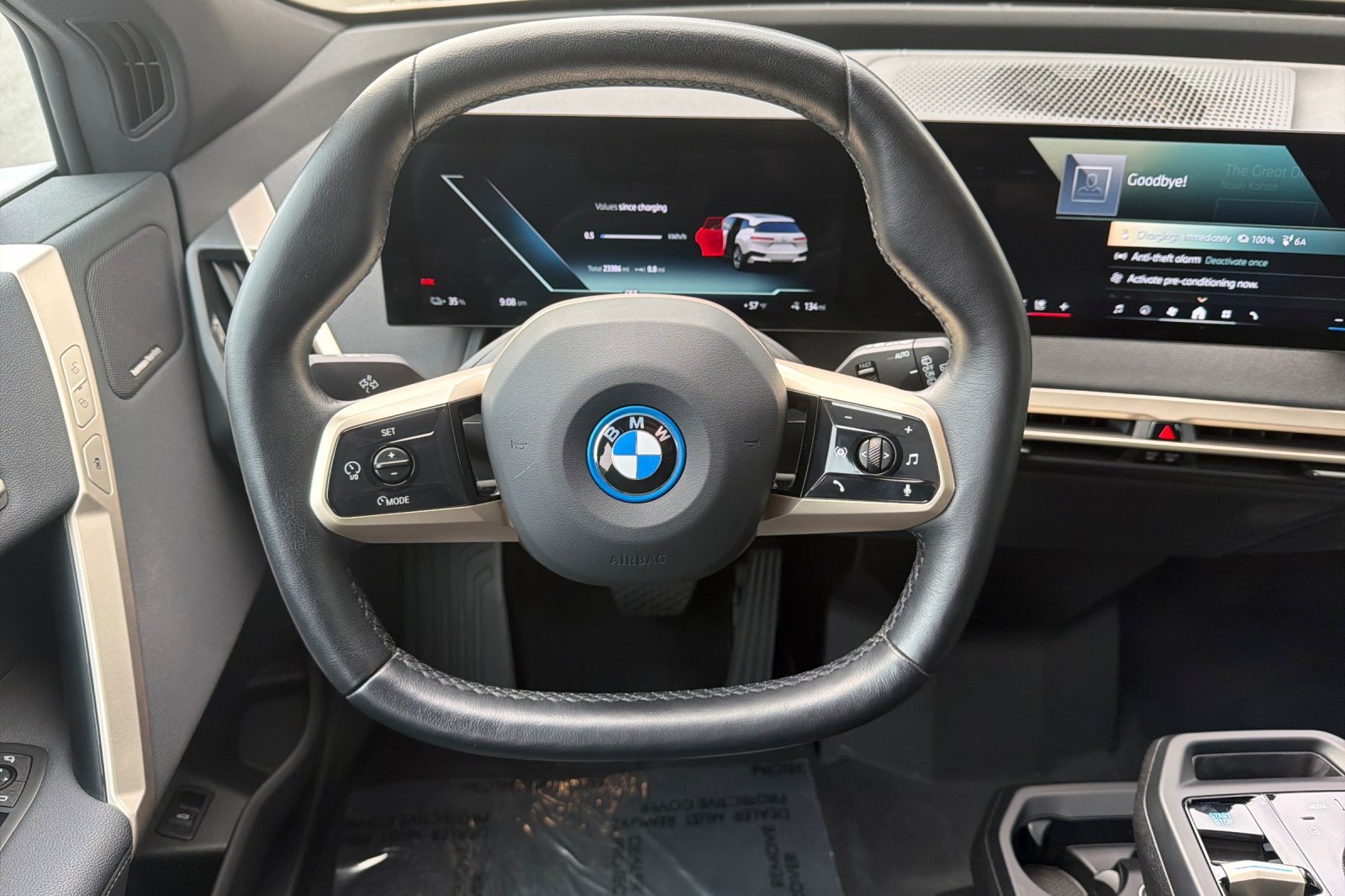 Used 2024 BMW iX xDrive50 w/ Sport Package AWD/4WD image 18