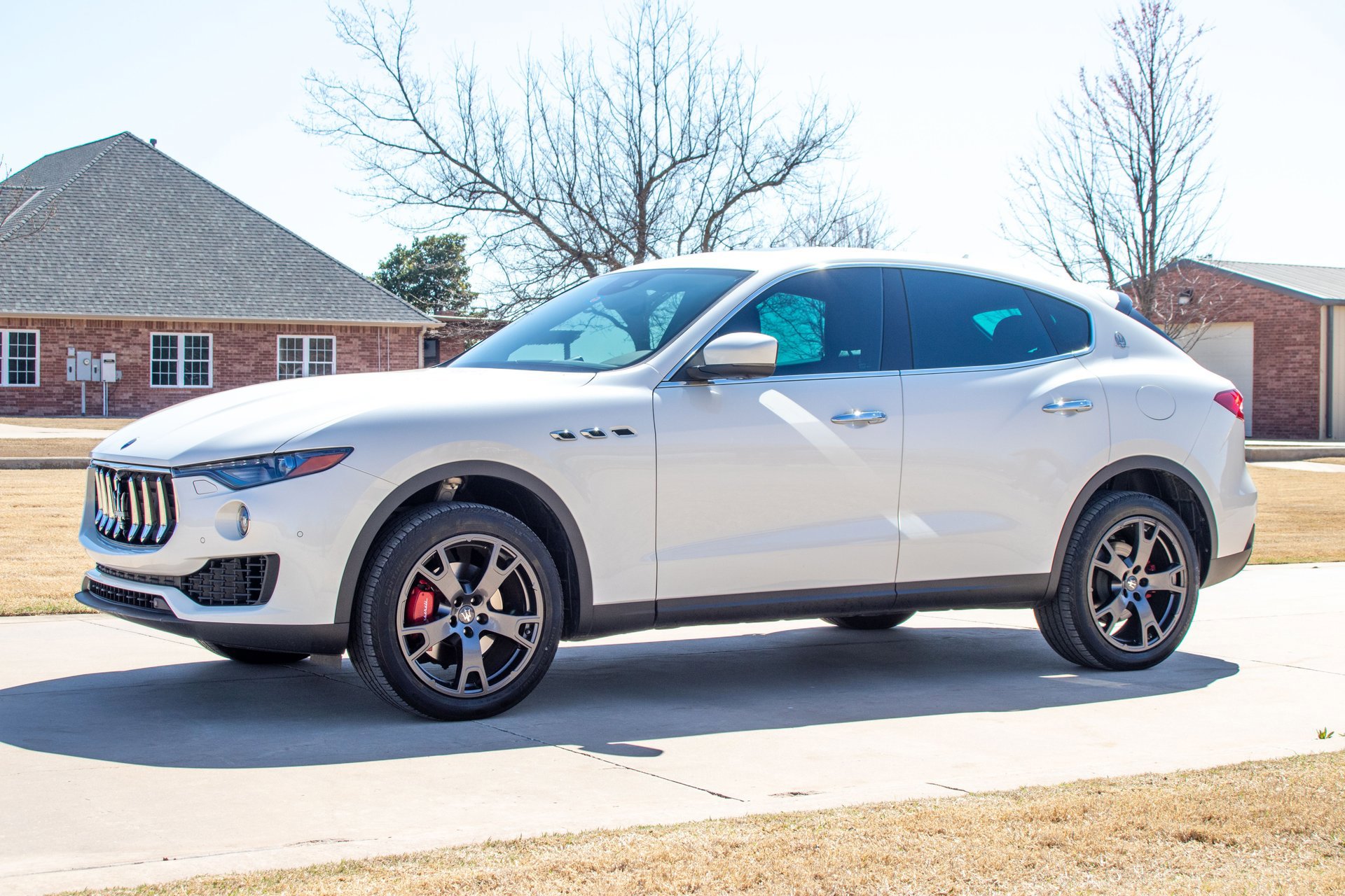 Used 2018 Maserati Levante image 23