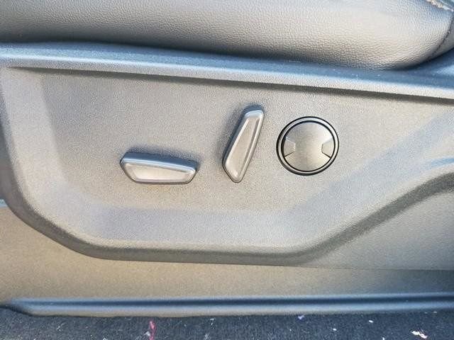 New 2025 Ford F350 Lariat w/ Lariat Ultimate Package image 16