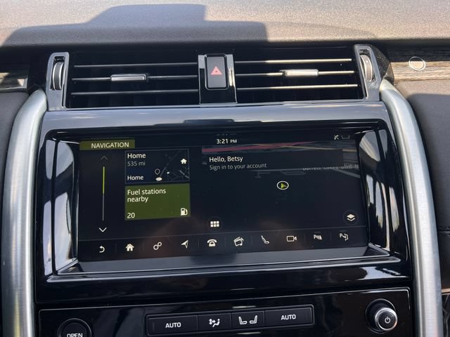 Used 2020 Land Rover Discovery HSE AWD/4WD image 24