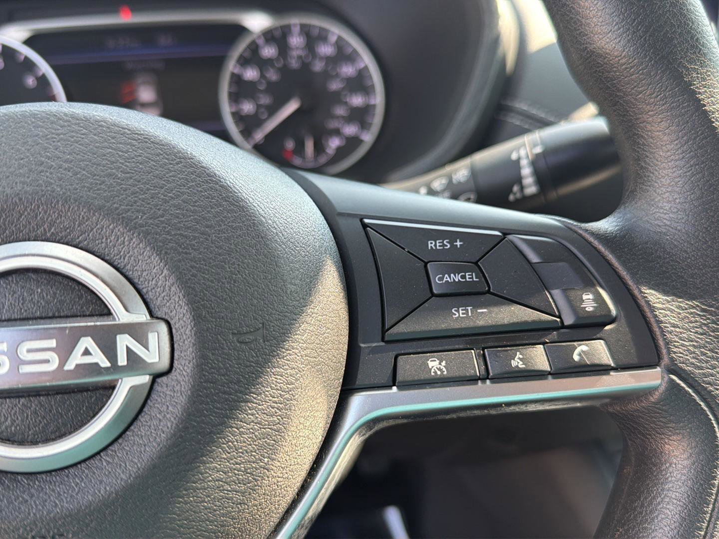 Used 2024 Nissan Sentra SV FWD image 22