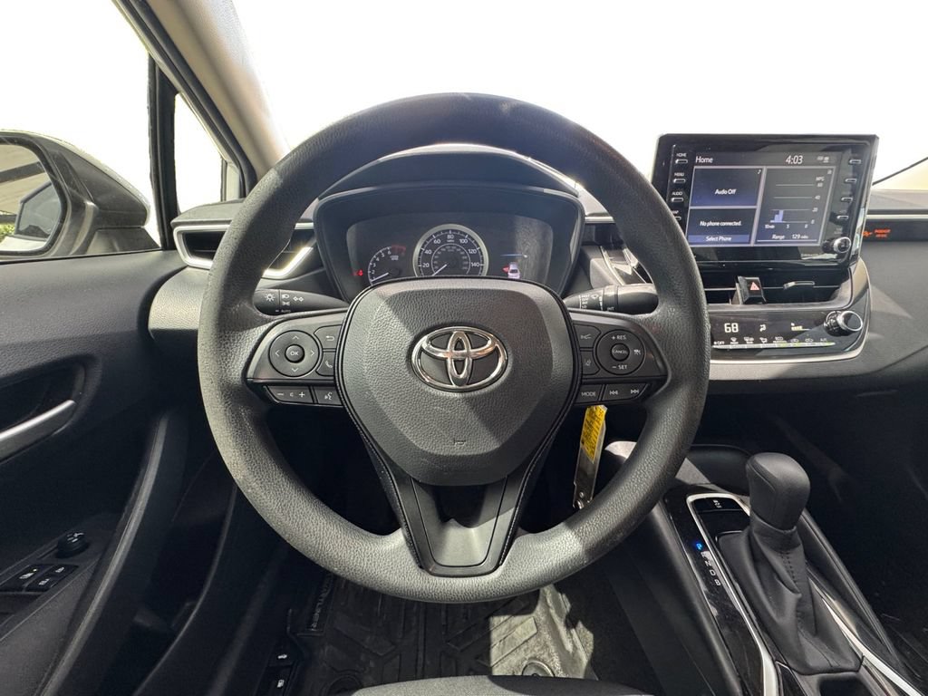 Used 2021 Toyota Corolla LE FWD image 13