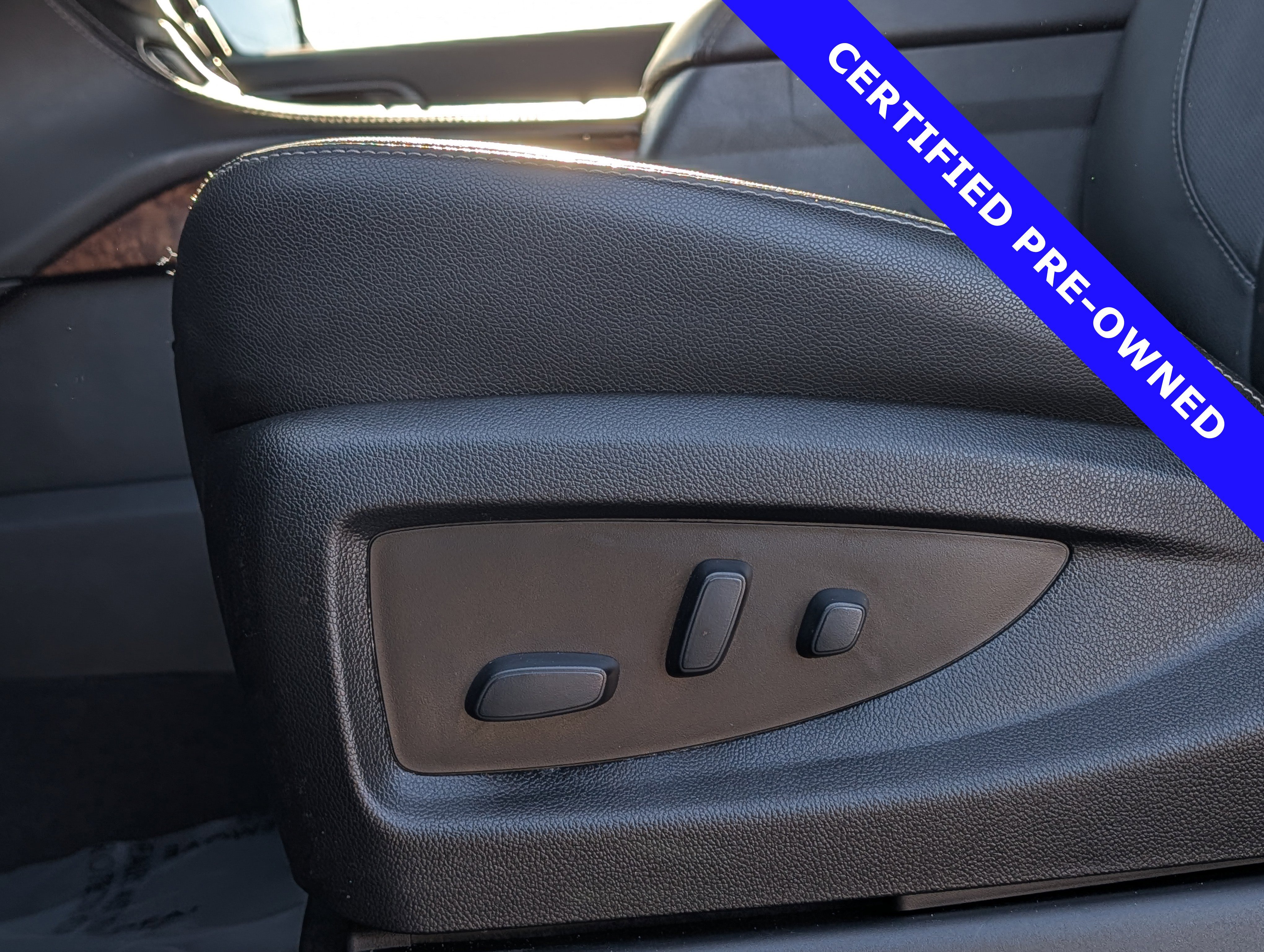 Used 2020 Chevrolet Tahoe Premier w/ Max Trailering Package AWD/4WD image 23