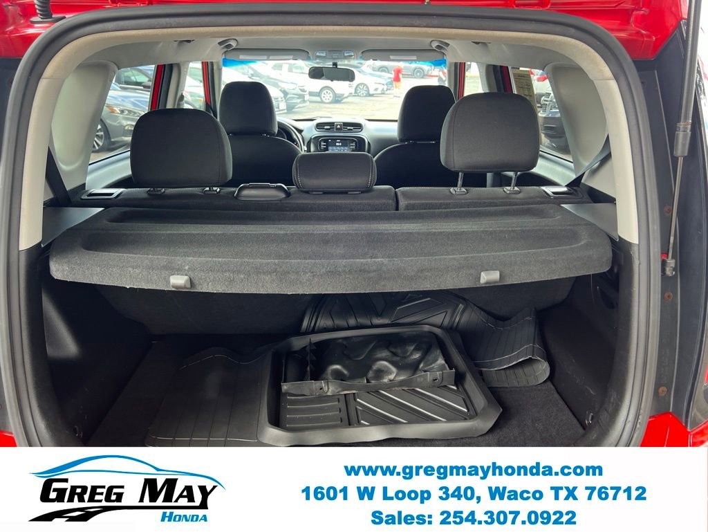 Used 2017 Kia Soul + FWD image 14