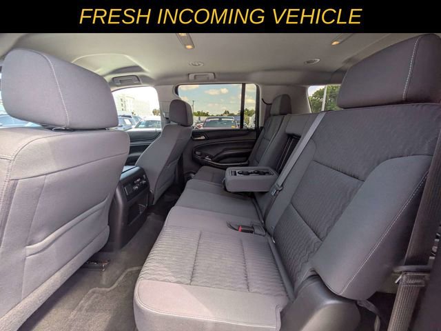Used 2016 Chevrolet Suburban LS RWD image 11