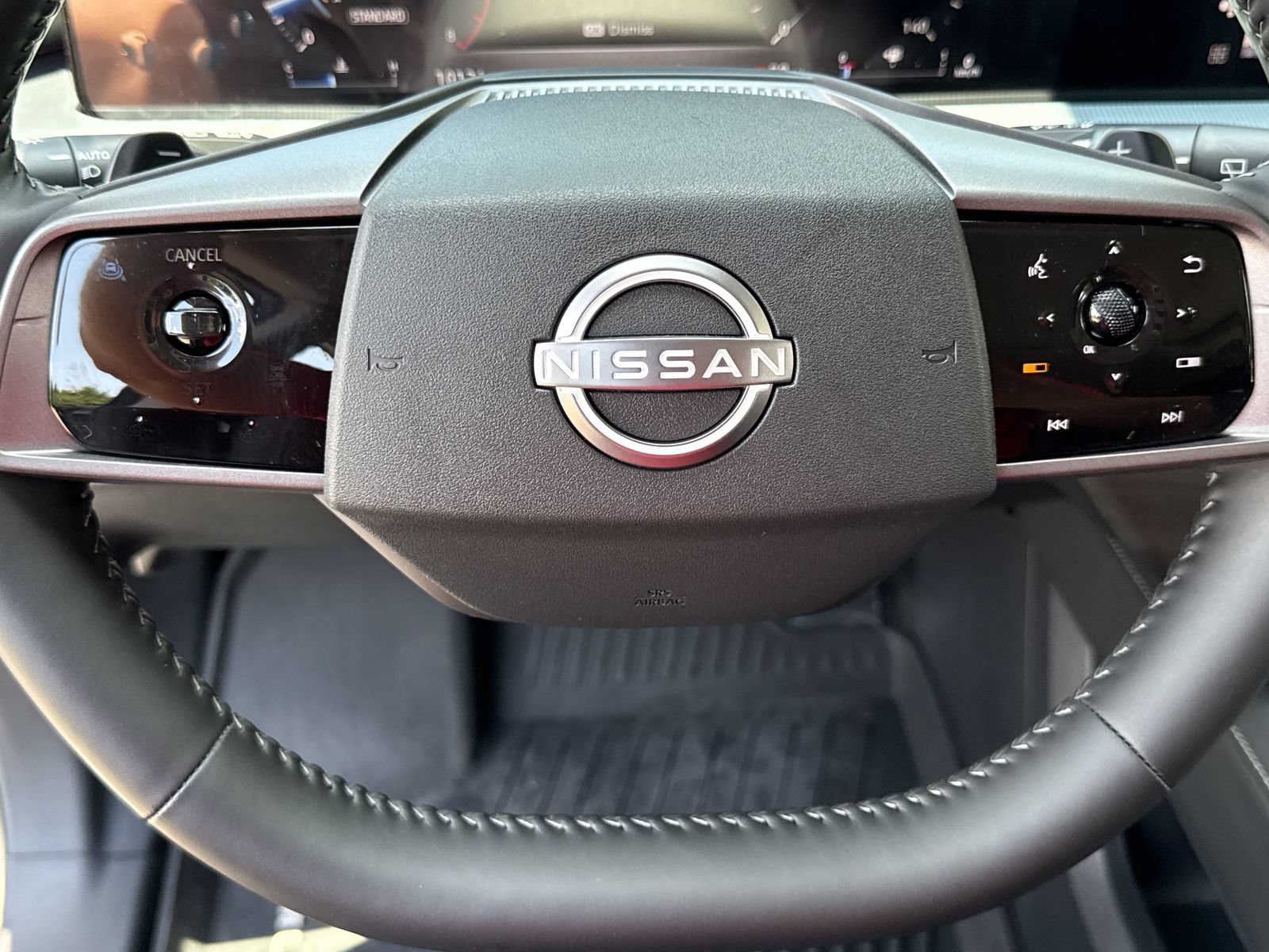 Certified 2025 Nissan Murano SL w/ Cargo Package AWD/4WD image 14