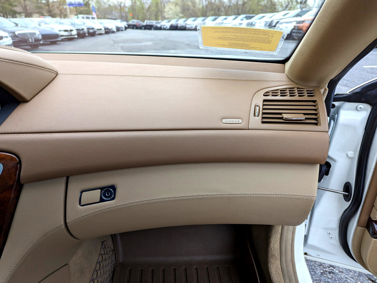 Used 2013 Mercedes-Benz CL 550 4MATIC image 38