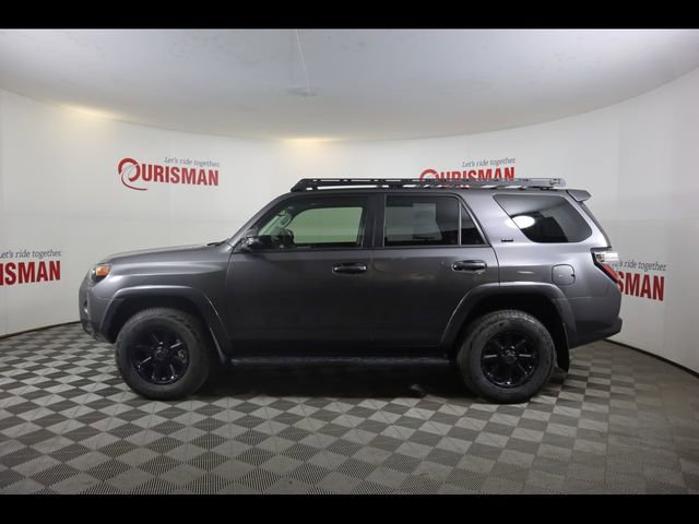 Used 2016 Toyota 4Runner SR5 Premium image 4