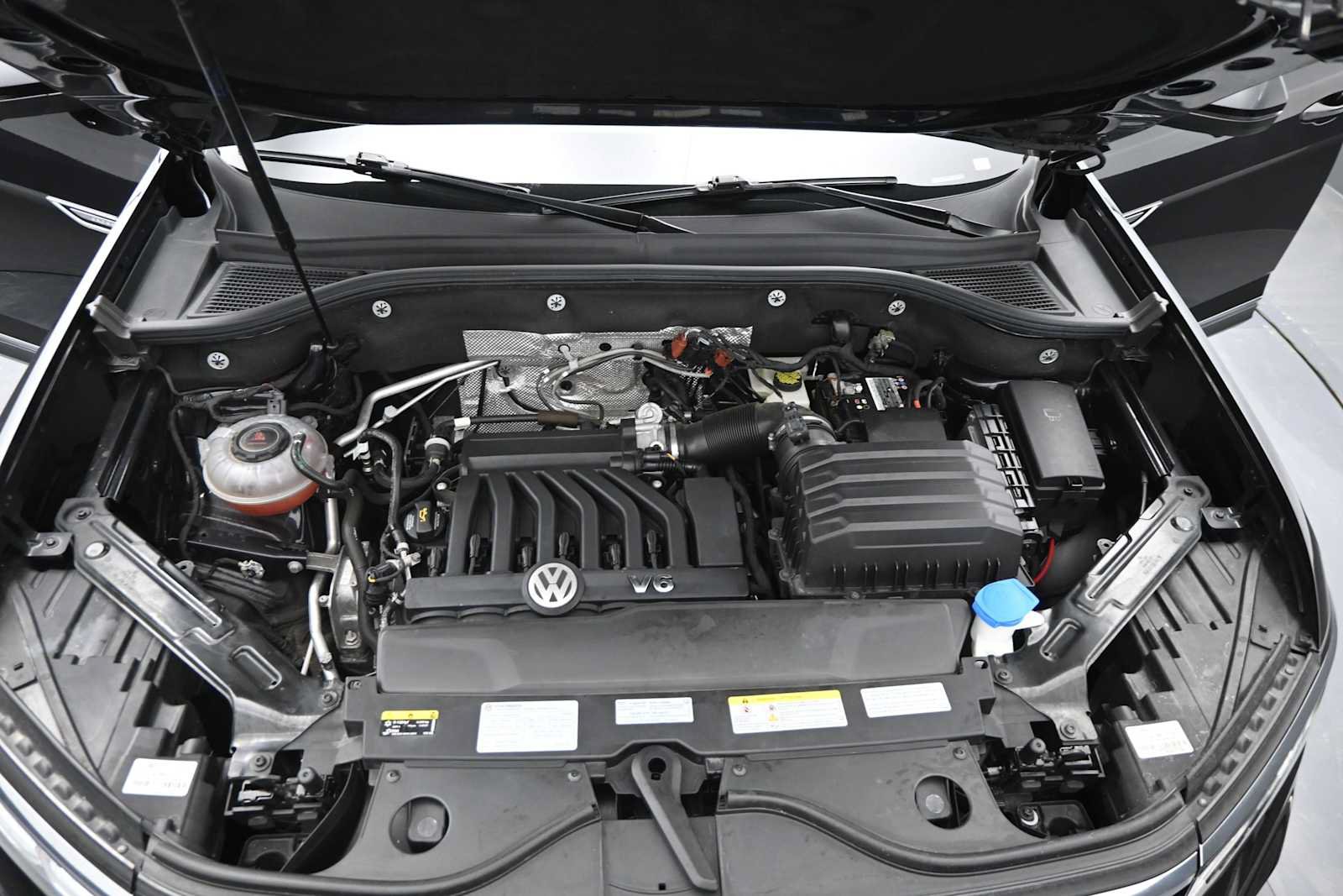 Used 2021 Volkswagen Atlas Cross Sport SEL Premium AWD/4WD image 23