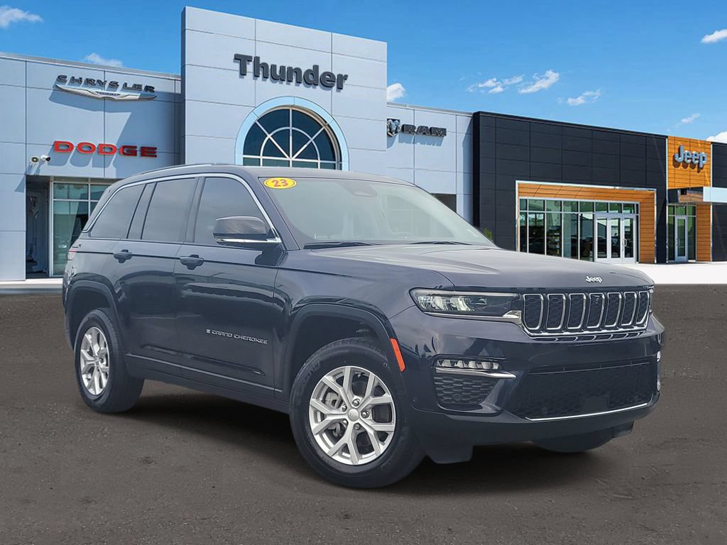 Certified 2023 Jeep Grand Cherokee Limited w/ Luxury Tech Group II AWD/4WD 360° Tour