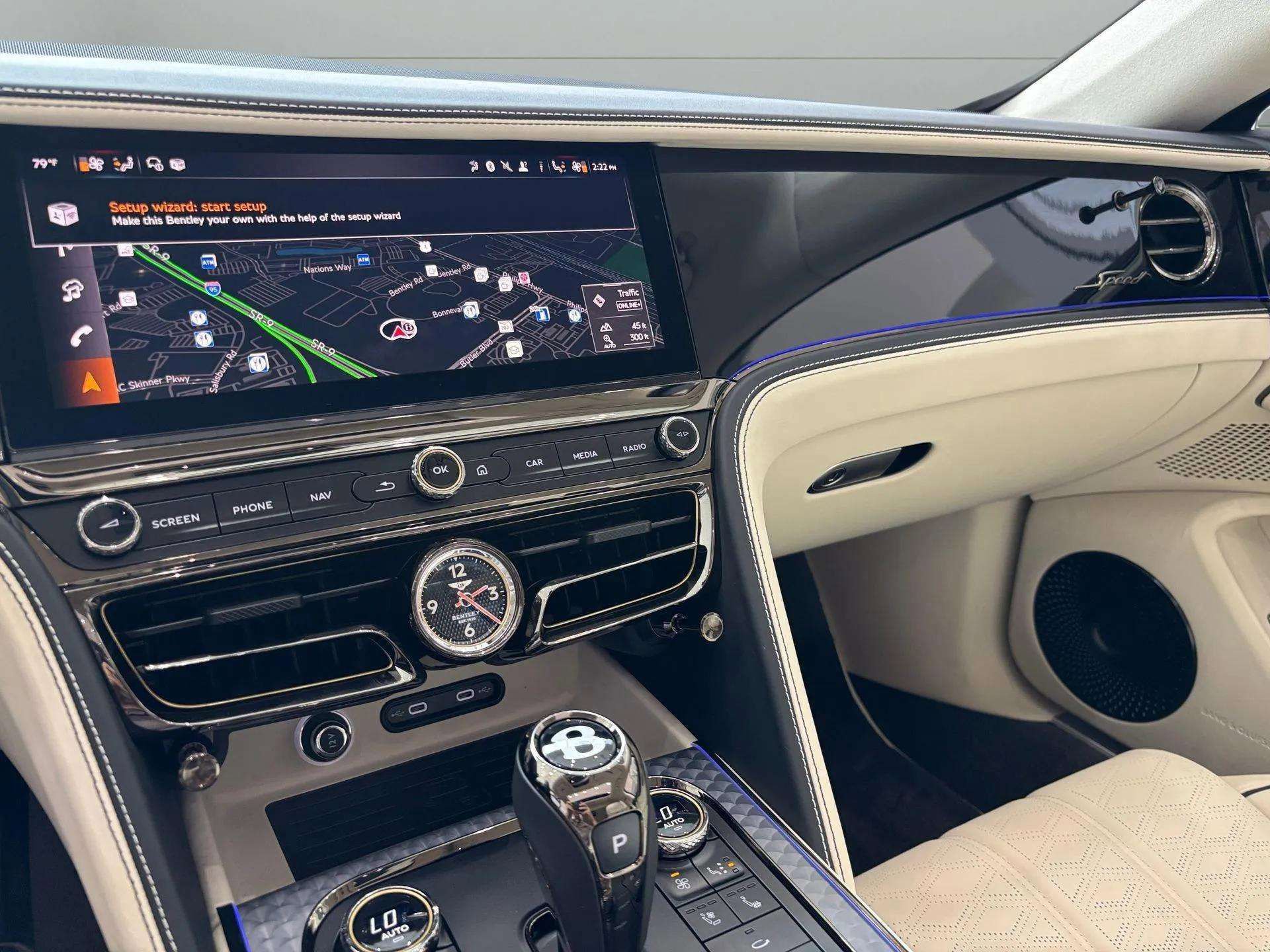 New 2025 Bentley Flying Spur Plug-In Hybrid image 24