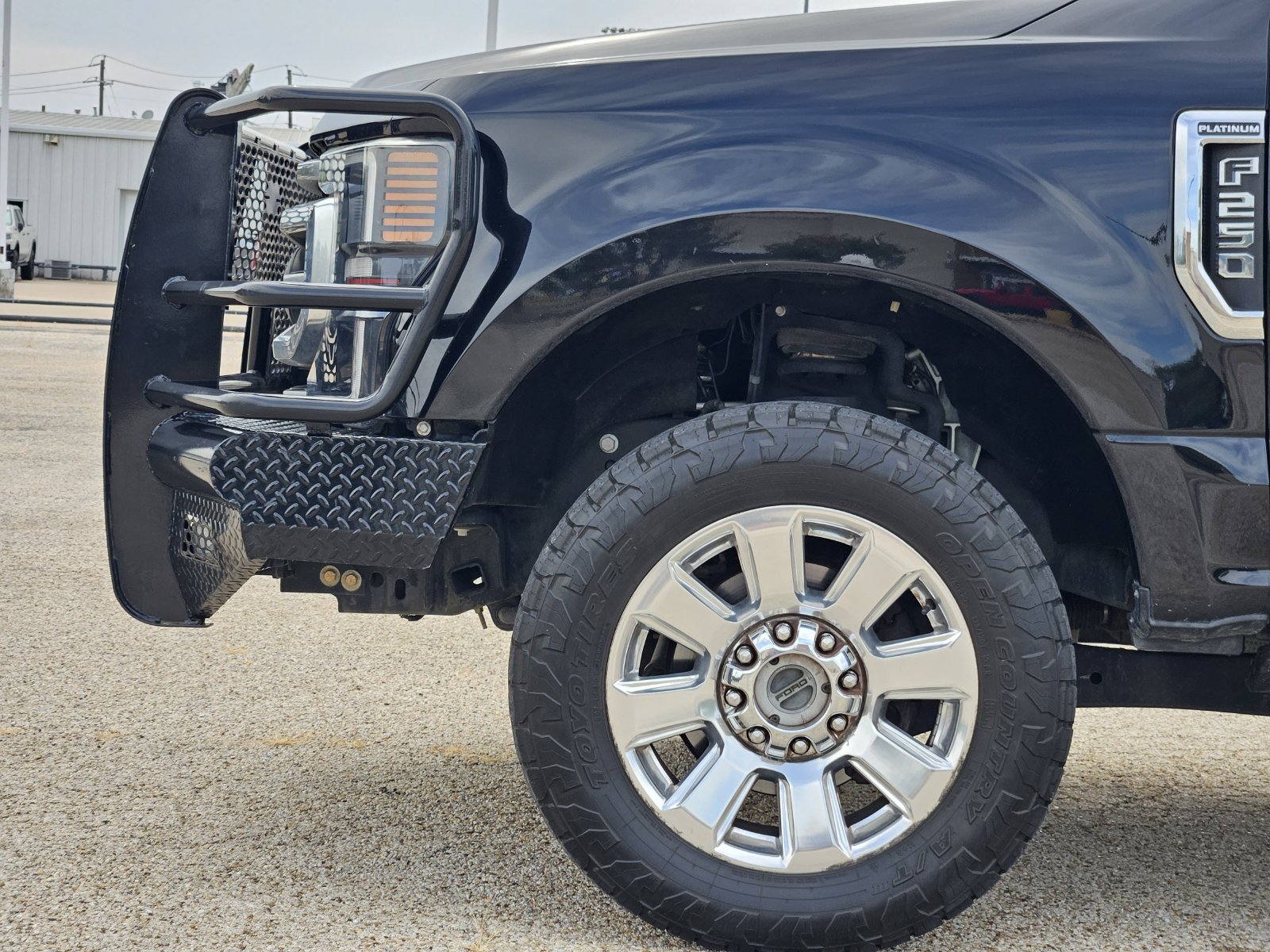 Used 2021 Ford F250 Platinum AWD/4WD image 11