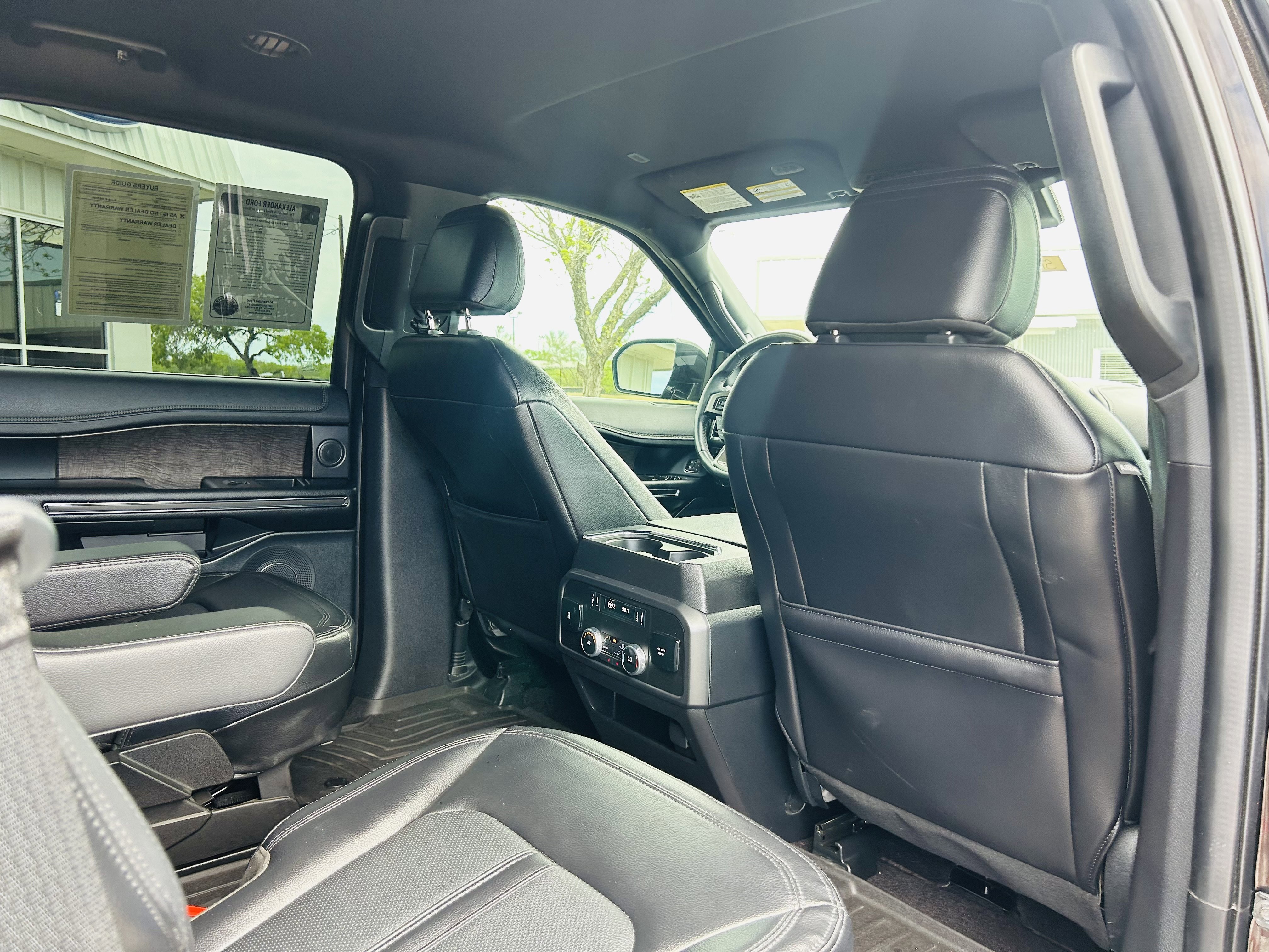 Used 2021 Ford Expedition Limited image 14