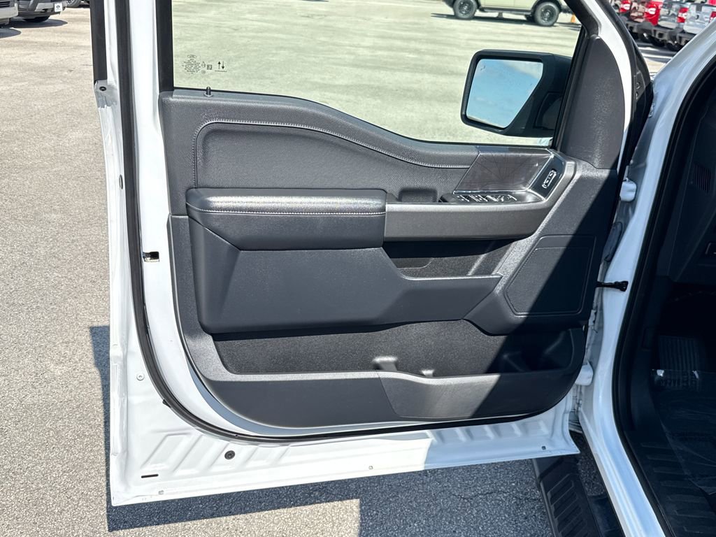 Used 2022 Ford F150 XLT w/ Equipment Group 302A High image 15