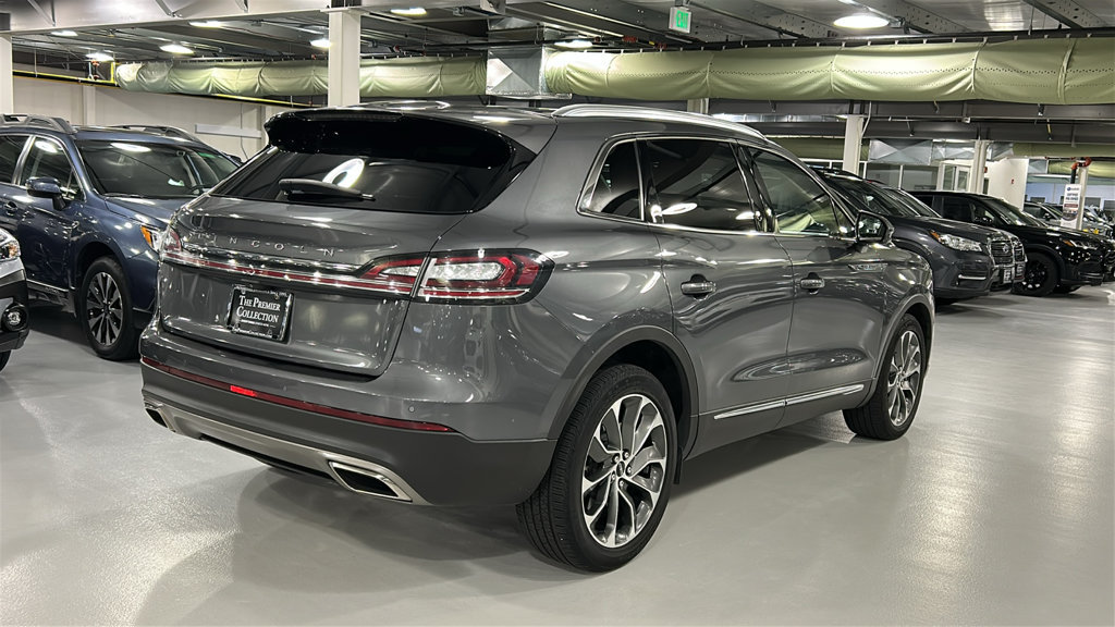 Used 2021 Lincoln Nautilus Reserve AWD/4WD image 4