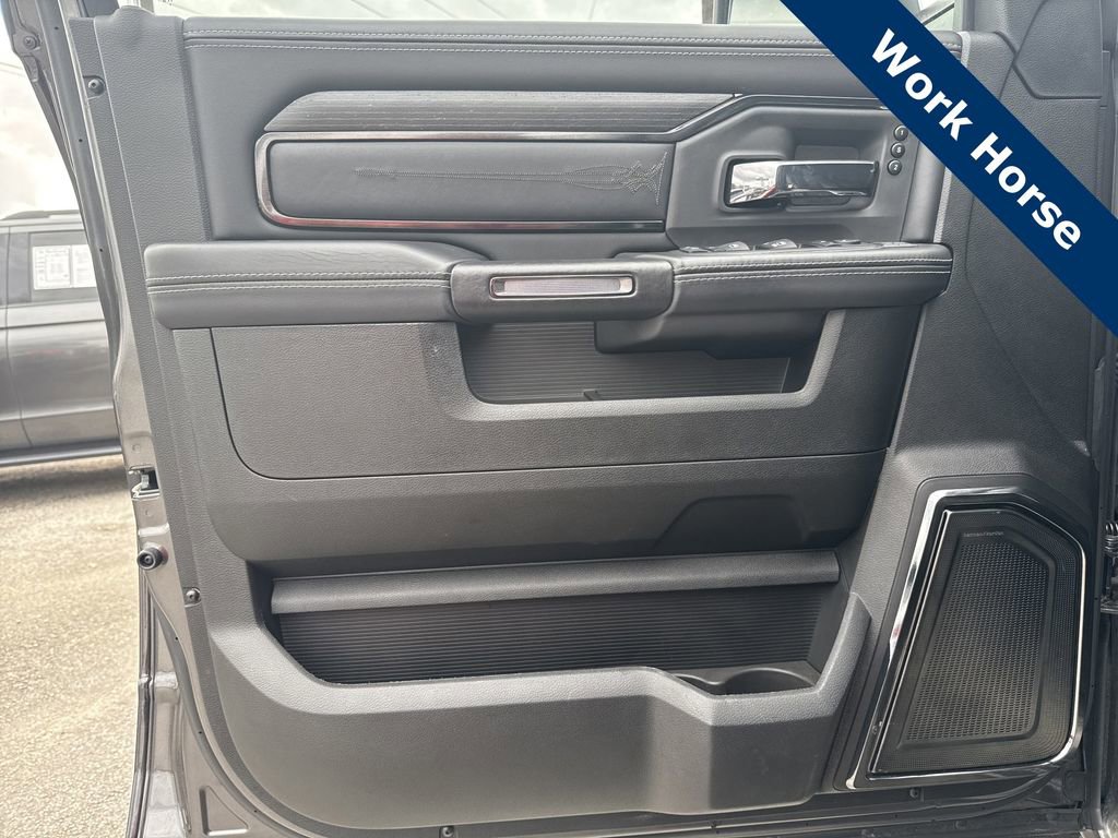 Used 2024 RAM 3500 Limited image 10