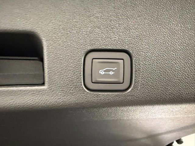 New 2026 Chevrolet Traverse RS image 9