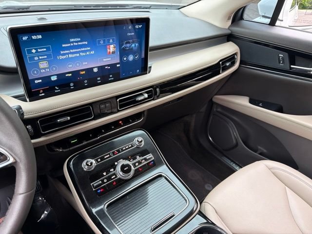 Certified 2022 Lincoln Nautilus AWD w/ Premium Package image 36