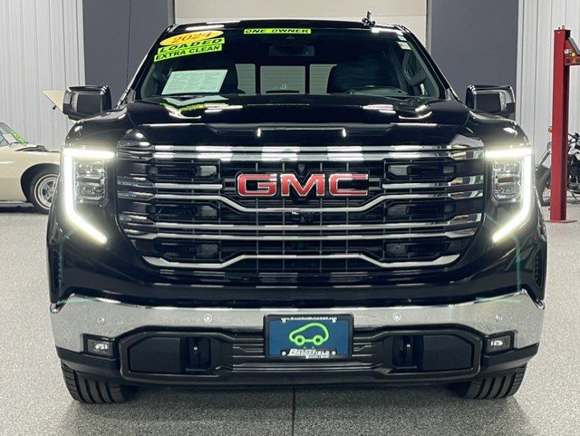 Certified 2024 GMC Sierra 1500 SLT w/ SLT Premium Plus Package AWD/4WD image 9