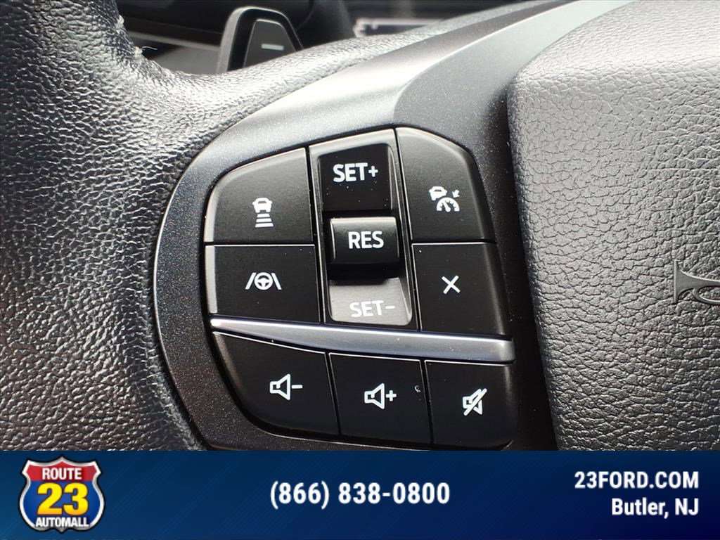 Used 2020 Ford Explorer XLT w/ Equipment Group 202A image 13