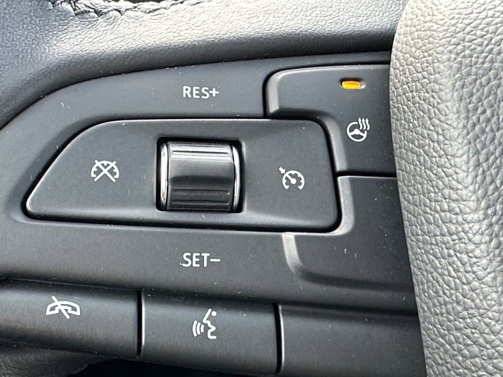 Used 2019 Cadillac XT4 Luxury w/ Cold Weather Package image 20