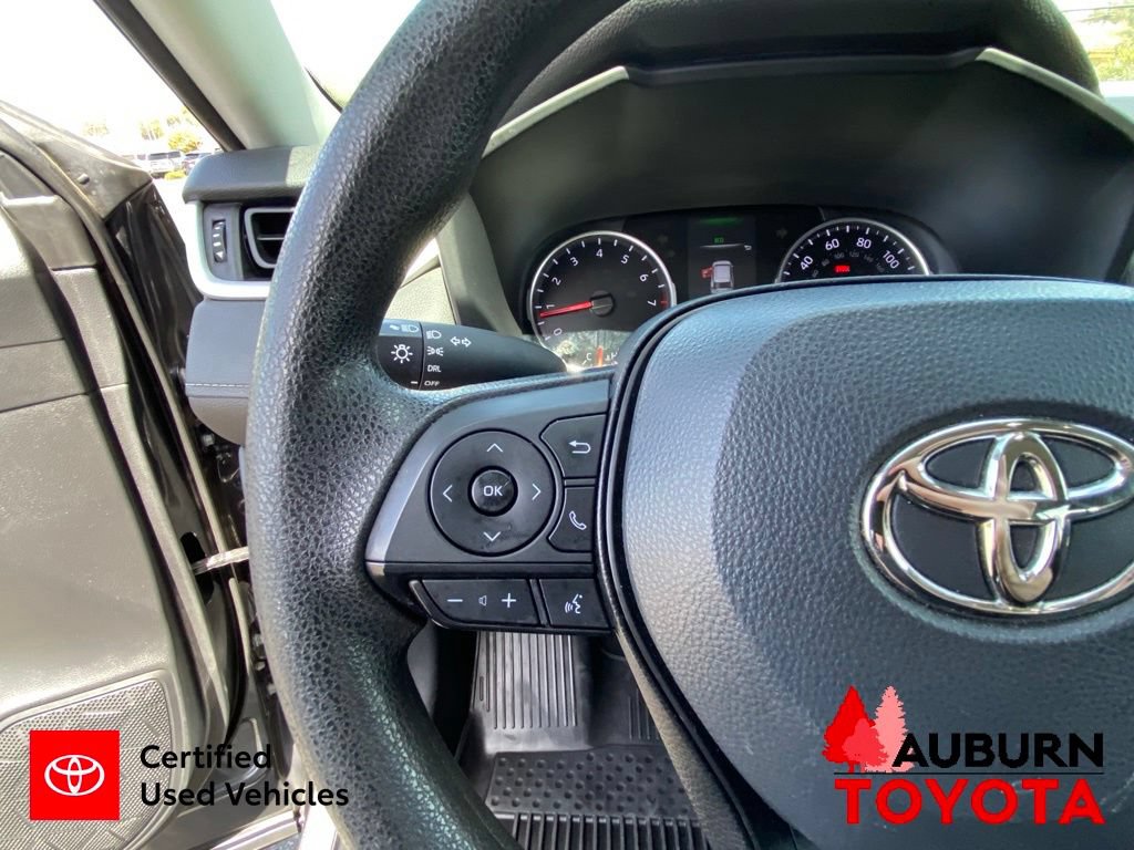Certified 2022 Toyota RAV4 LE AWD/4WD image 35