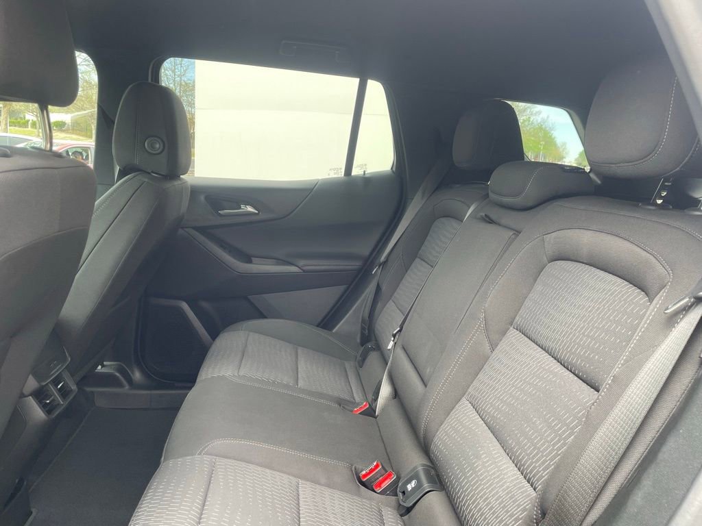 Used 2025 Chevrolet Equinox LT FWD image 15