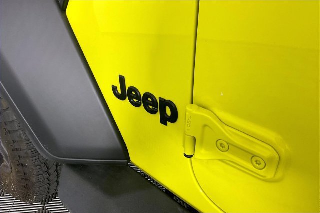 Used 2024 Jeep Wrangler Sport AWD/4WD image 19