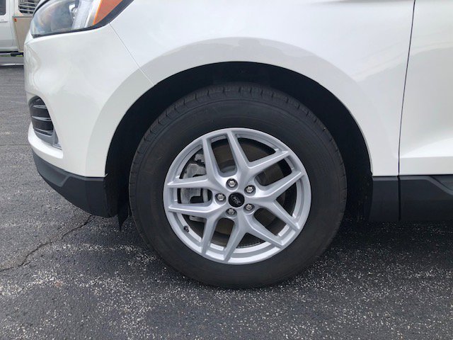 Used 2023 Ford Edge SEL w/ Convenience Package image 12