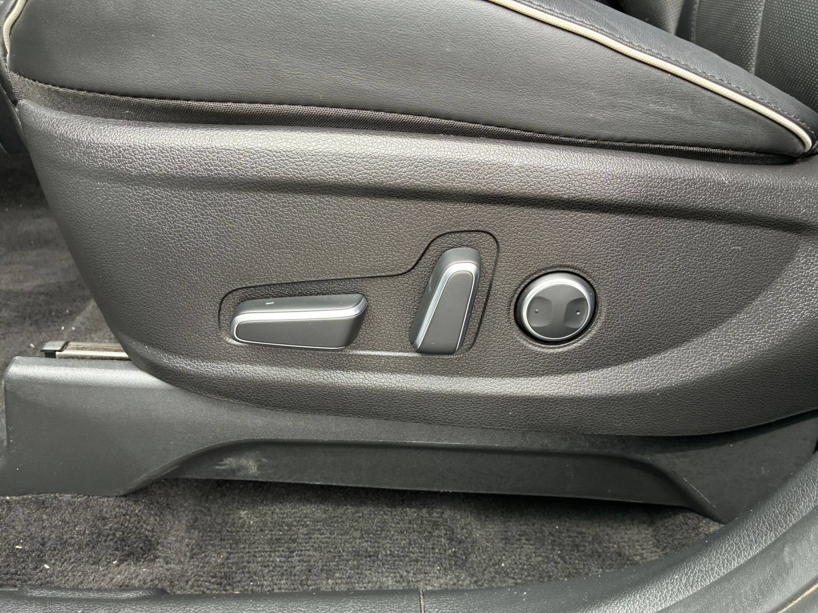 Used 2025 Hyundai Palisade SEL AWD/4WD image 38