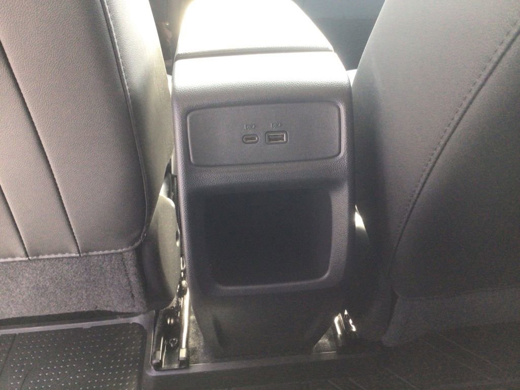 Used 2024 Chevrolet Trax LT w/ Driver Confidence Package image 19