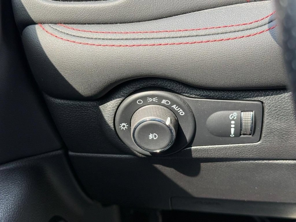 Certified 2023 Dodge Durango R/T AWD/4WD image 21