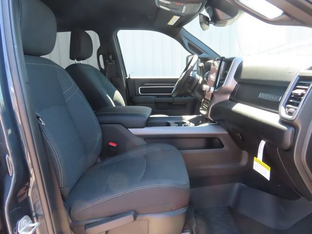 New 2026 RAM 3500 Big Horn AWD/4WD image 25