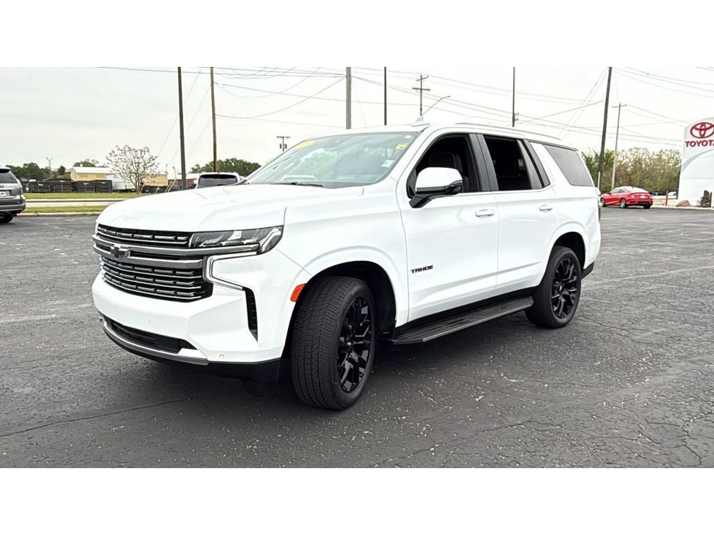 Used 2023 Chevrolet Tahoe Premier w/ Premium Package AWD/4WD image 3