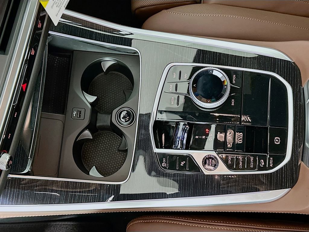 New 2026 BMW X5 M60i image 15