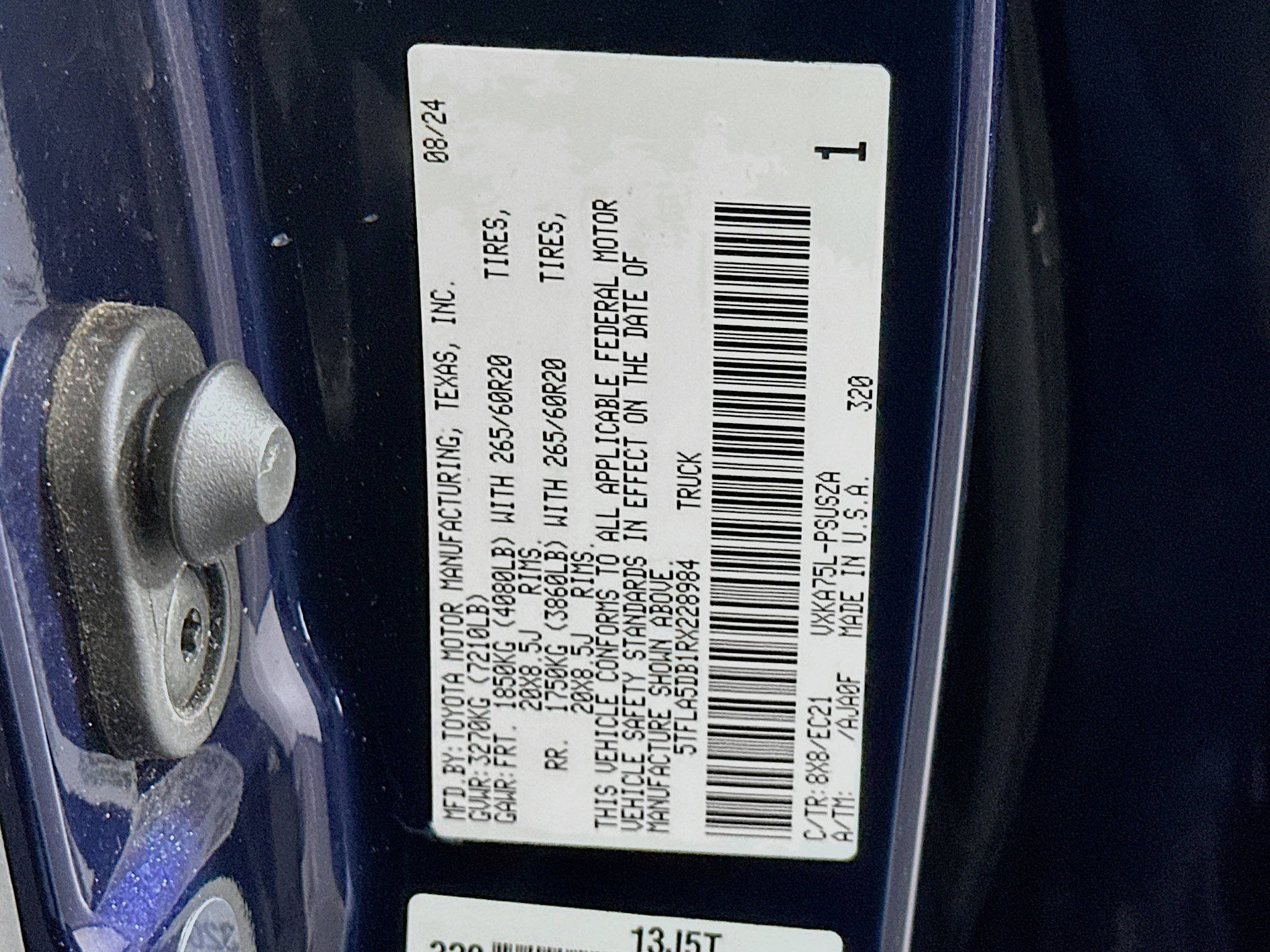 Used 2024 Toyota Tundra SR5 w/ SR5 Premium Package image 12