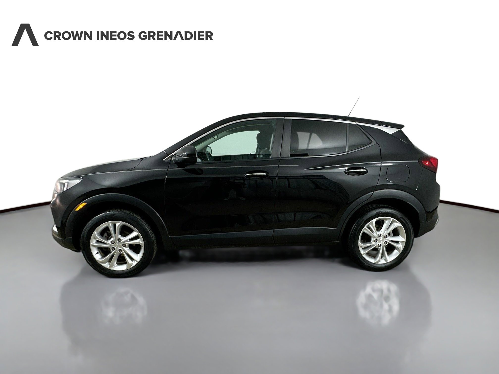 Used 2023 Buick Encore GX Preferred w/ Cold Weather Comfort Package AWD/4WD image 7