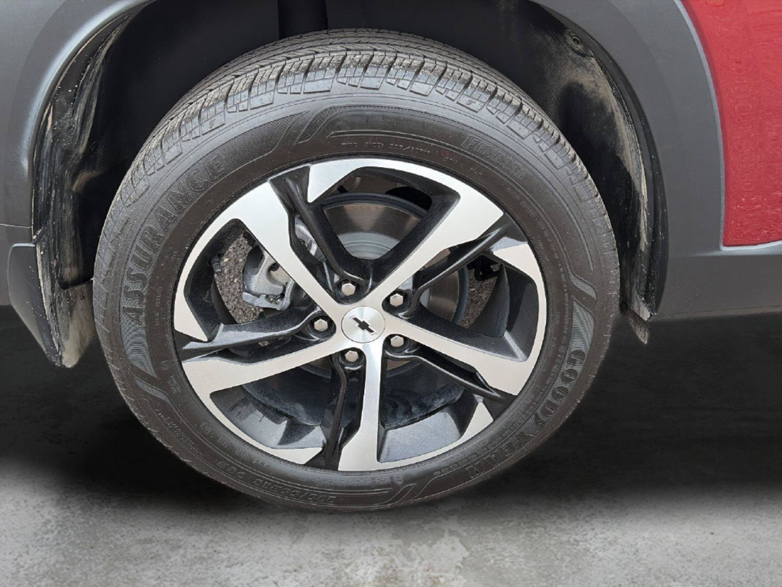 Certified 2024 Chevrolet Trax RS FWD image 9