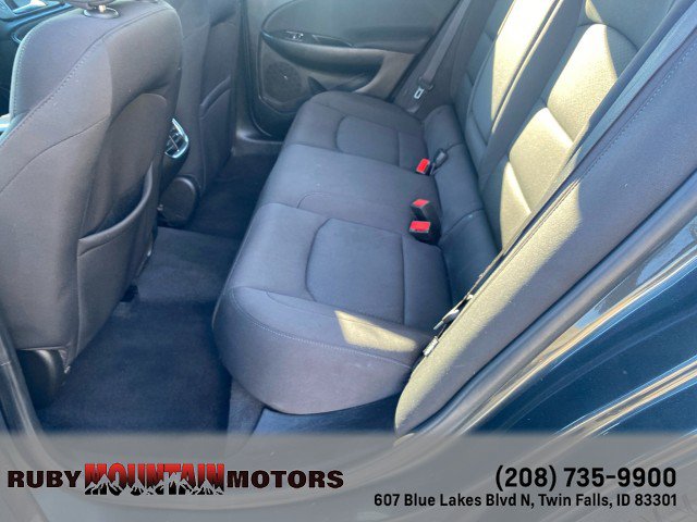 Used 2018 Chevrolet Malibu LT FWD image 23
