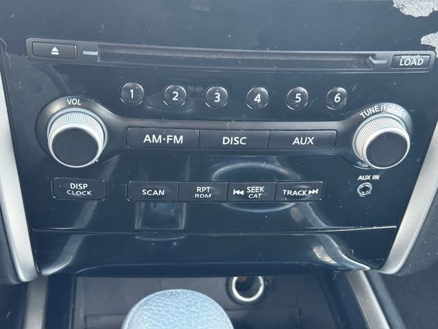Used 2013 Nissan Pathfinder S image 36