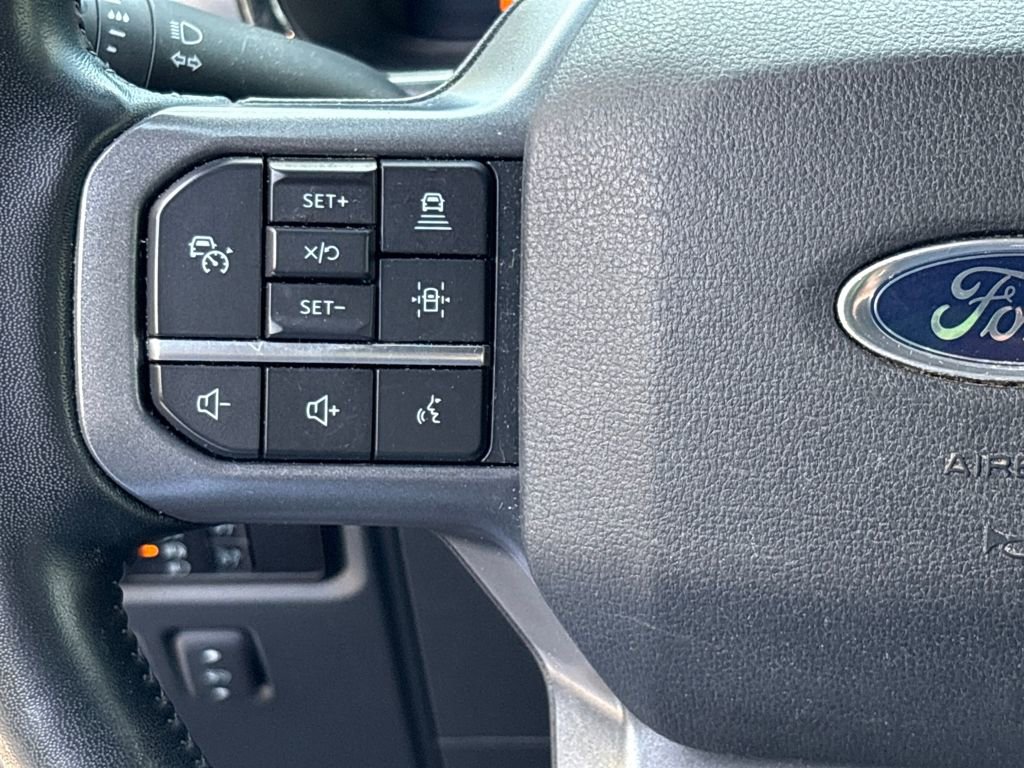 Used 2023 Ford F150 Lariat w/ Trailer Tow Package image 18