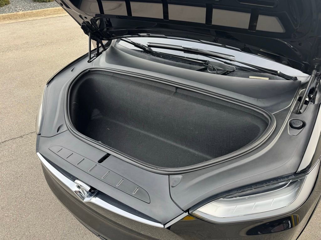 Used 2020 Tesla Model X Long Range image 54